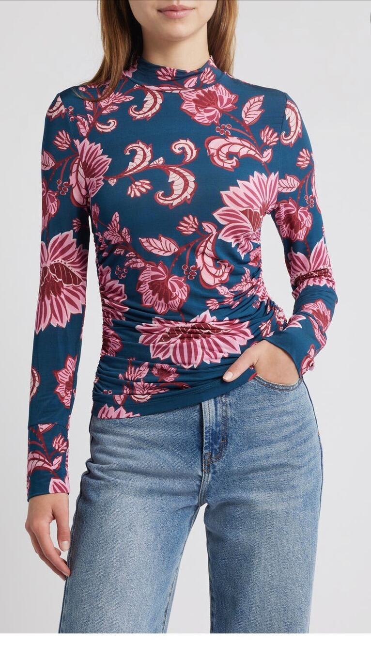 New Farm Rio Top Xxs Floral Print Flower Delicacy Ruched Jersey Blouse Whimsical